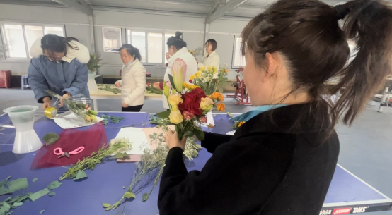 14 合肥維管段 ll 花藝展風(fēng)姿 巾幗綻芳華281.png